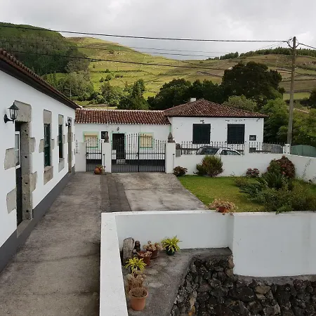 Casa Da Avo * أنغرا دو إِراويزو