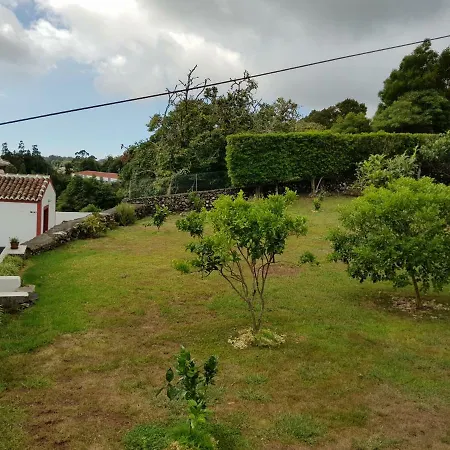 Casa Da Avo بيت للعطل أنغرا دو إِراويزو